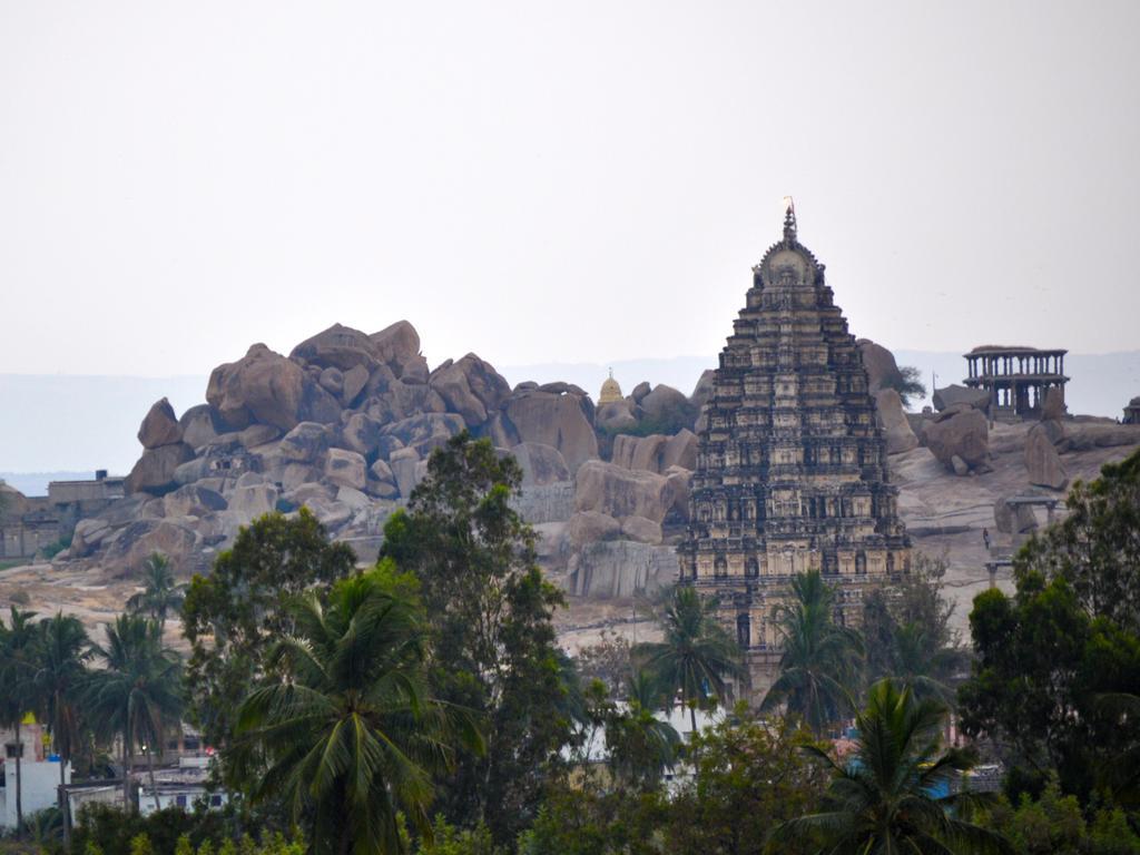 Uma Shankar Hampi Exterior photo